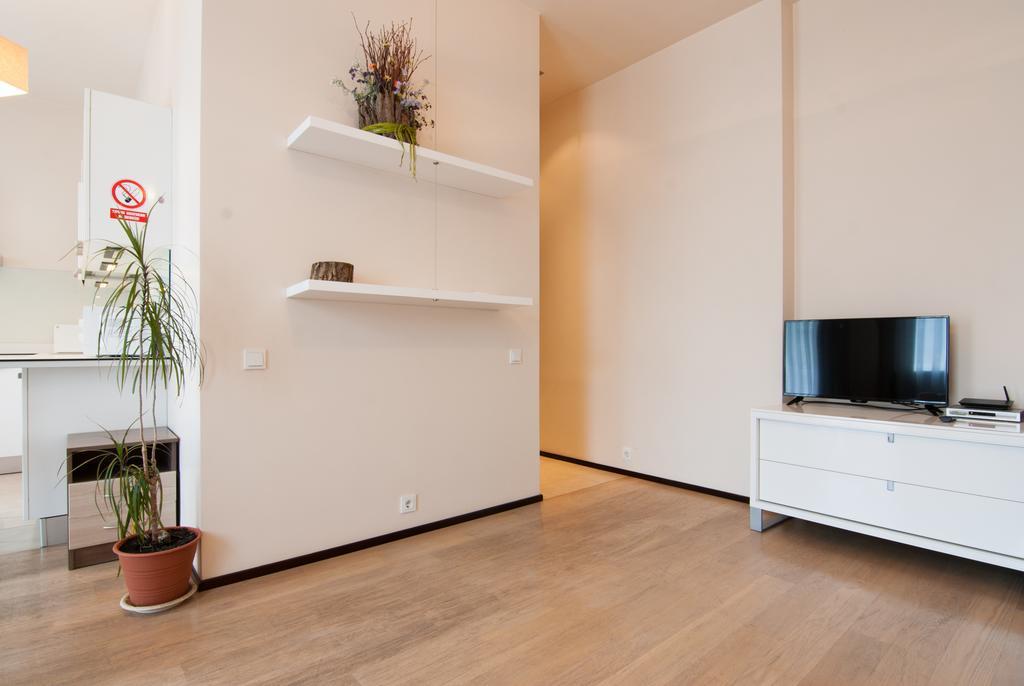 Home Hotel Apartments On Zoloti Vorota Kiev Extérieur photo
