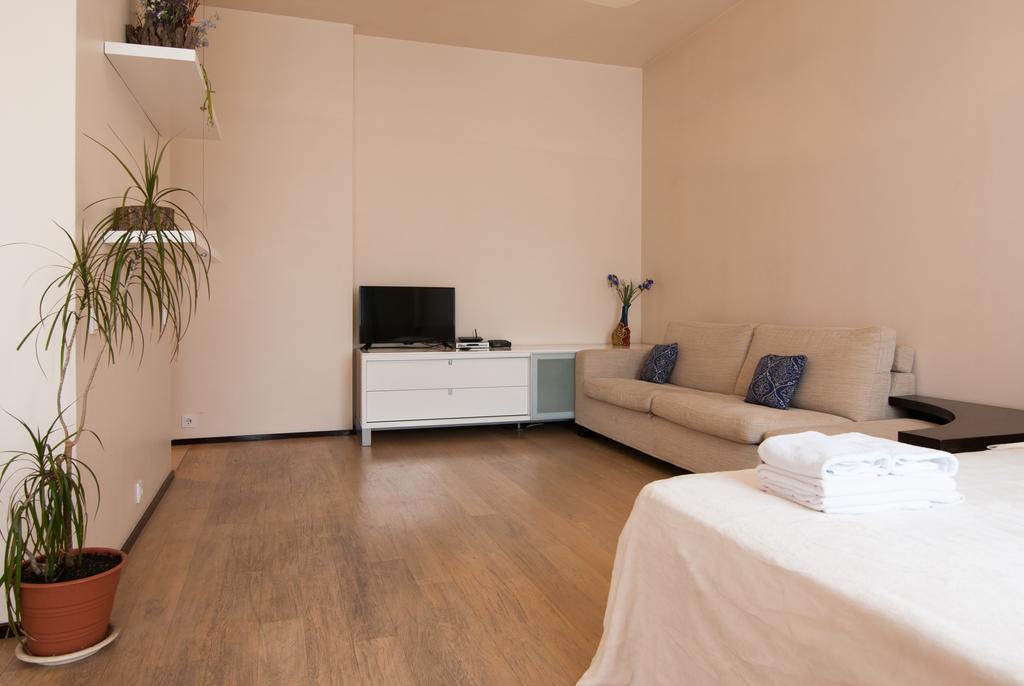 Home Hotel Apartments On Zoloti Vorota Kiev Extérieur photo