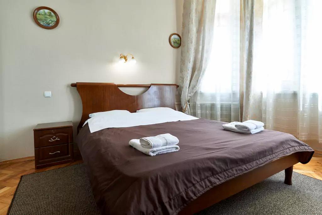Home Hotel Apartments On Zoloti Vorota Kiev Extérieur photo