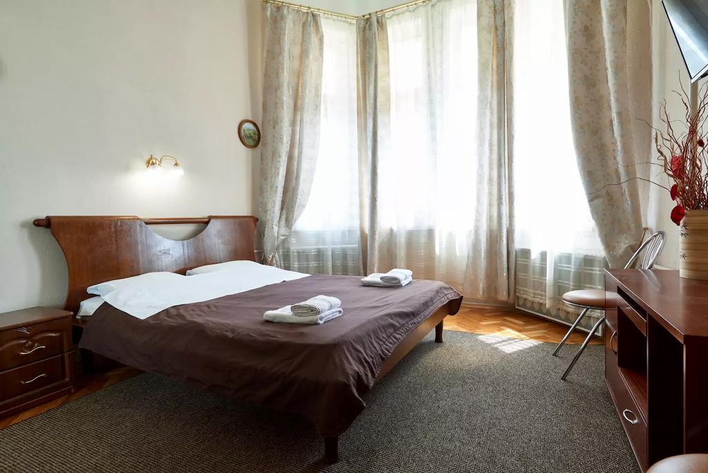 Home Hotel Apartments On Zoloti Vorota Kiev Extérieur photo