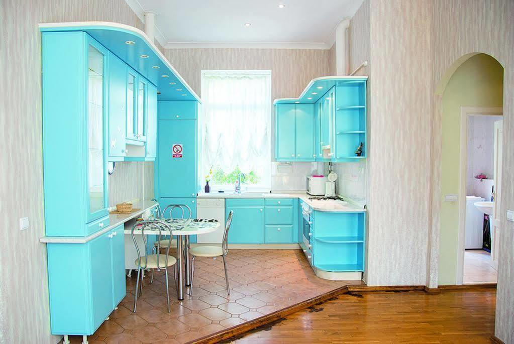 Home Hotel Apartments On Zoloti Vorota Kiev Extérieur photo