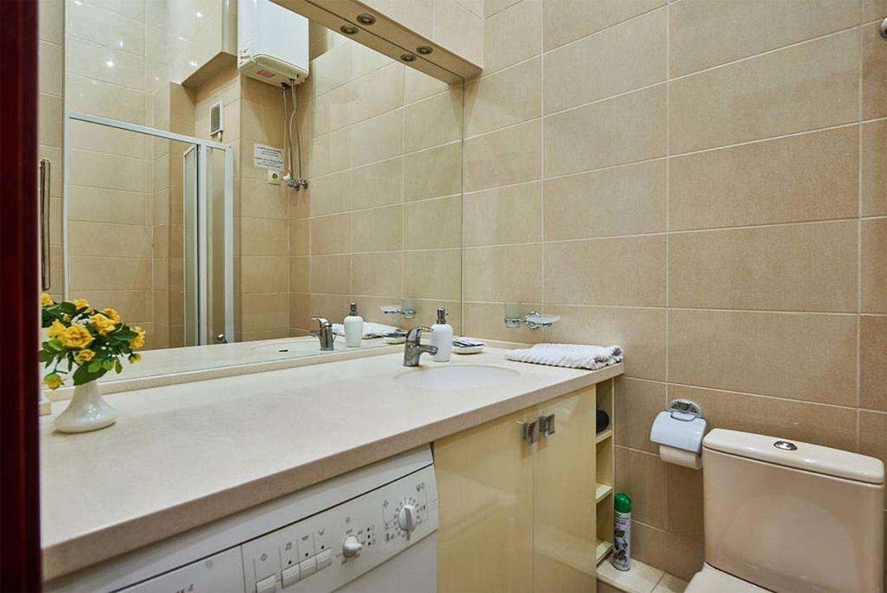 Home Hotel Apartments On Zoloti Vorota Kiev Extérieur photo